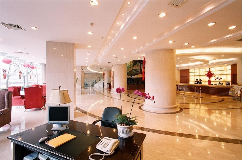 Shanghai Hengsheng Peninsula International Hotel Экстерьер фото